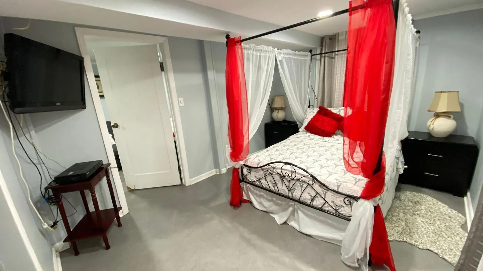Nice 2 Bedrooms Apartment At 15 Minutes To New York Excellent Bus Transportation ノース・バーゲン