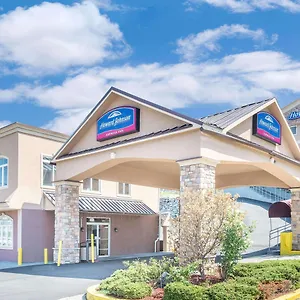 2* Hotel Howard Johnson By Wyndham