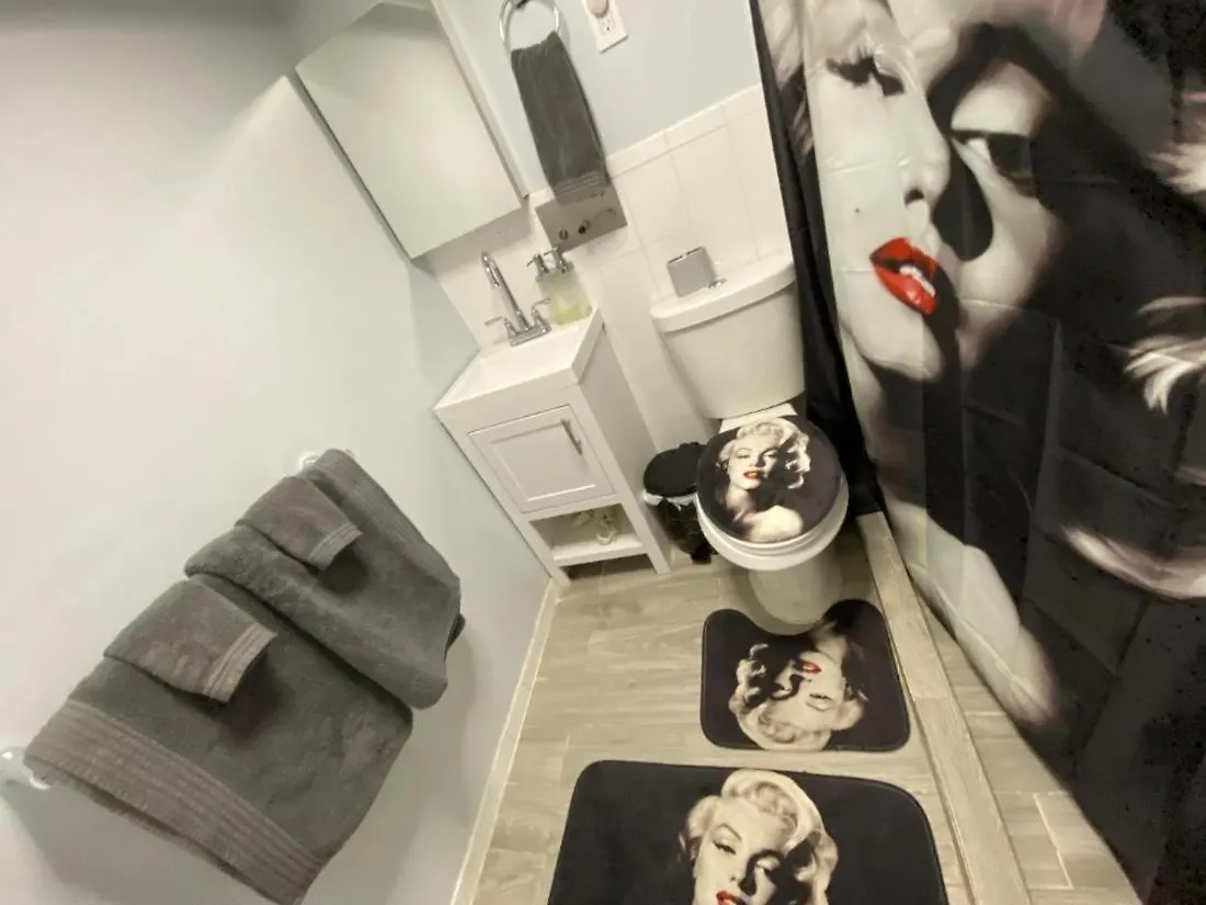Nice 2 Bedrooms Apartment At 15 Minutes To New York Excellent Bus Transportation North Bergen