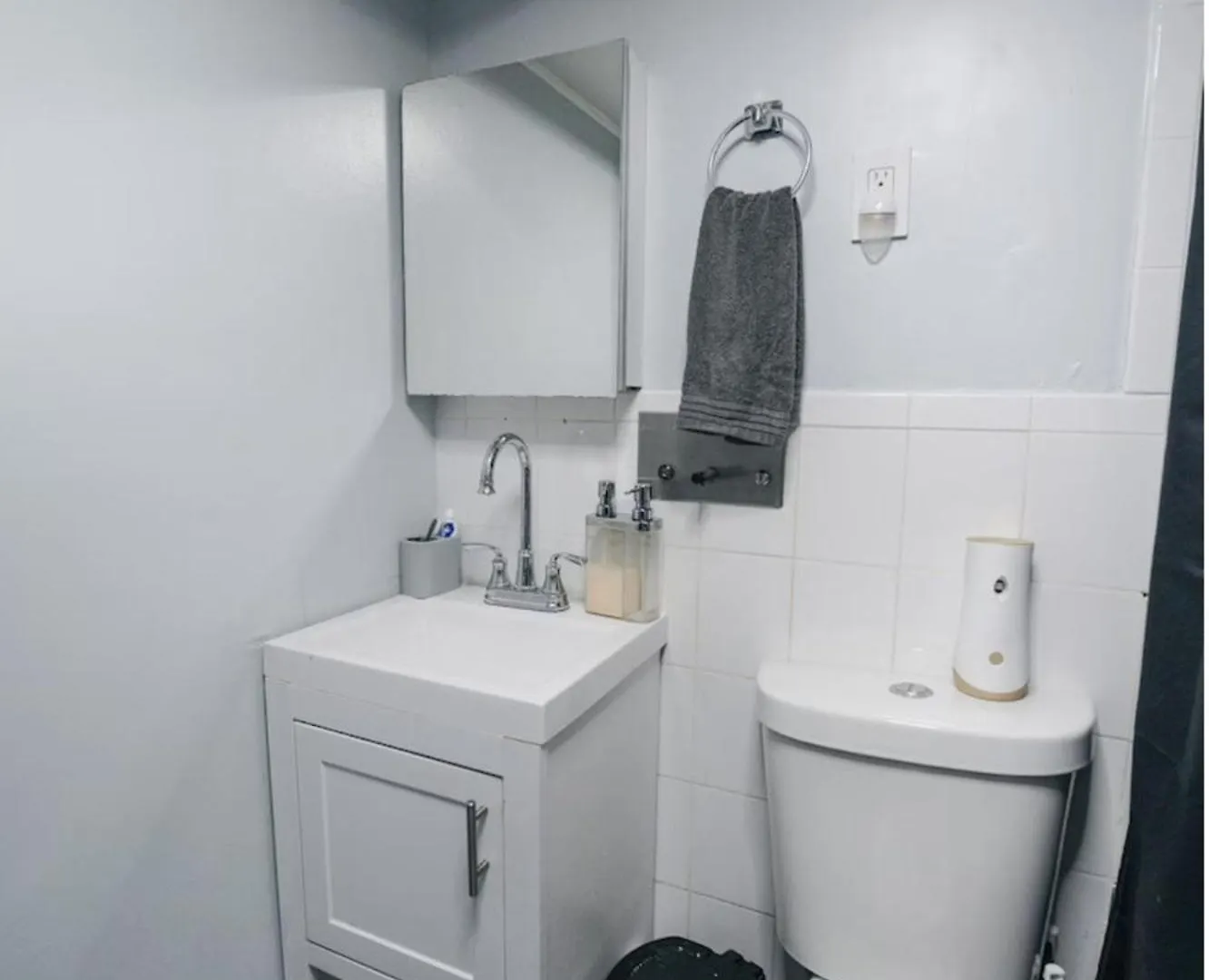 Nice 2 Bedrooms Apartment At 15 Minutes To New York Excellent Bus Transportation North Bergen