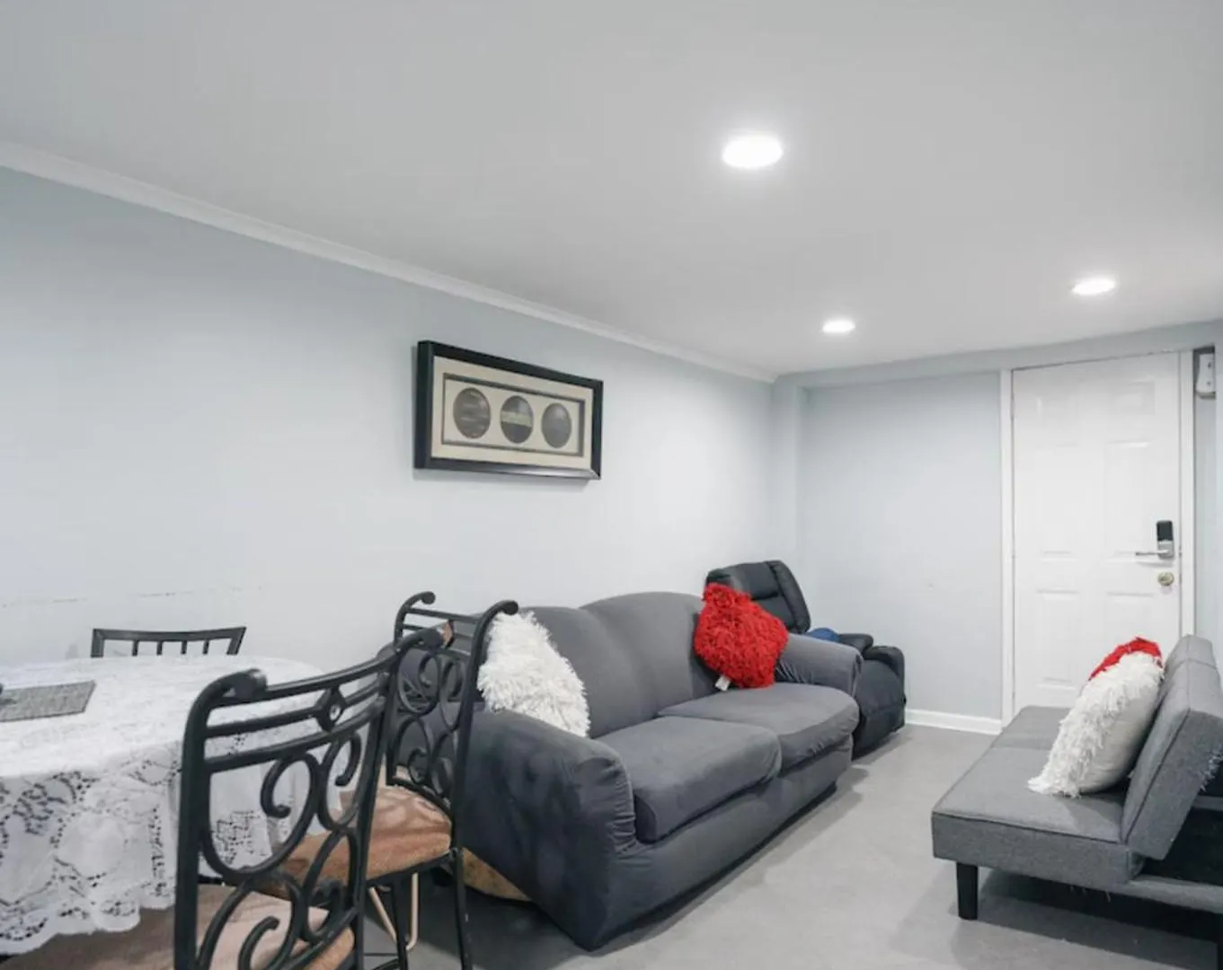 Nice 2 Bedrooms Apartment At 15 Minutes To New York Excellent Bus Transportation North Bergen