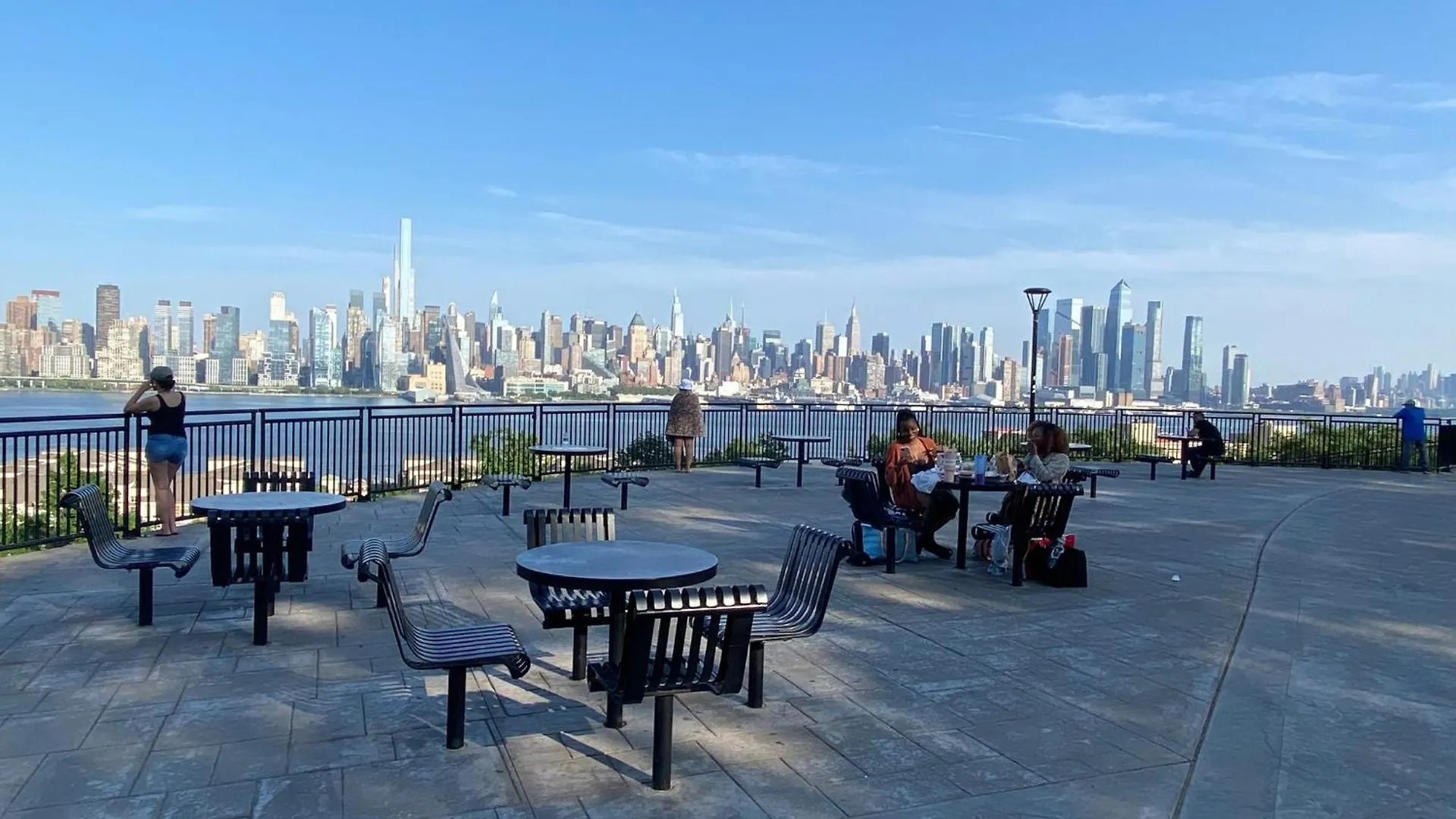Nice 2 Bedrooms Apartment At 15 Minutes To New York Excellent Bus Transportation North Bergen United States